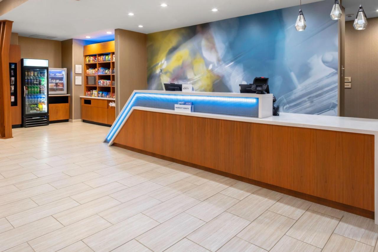 Springhill Suites Kansas City Airport Buitenkant foto