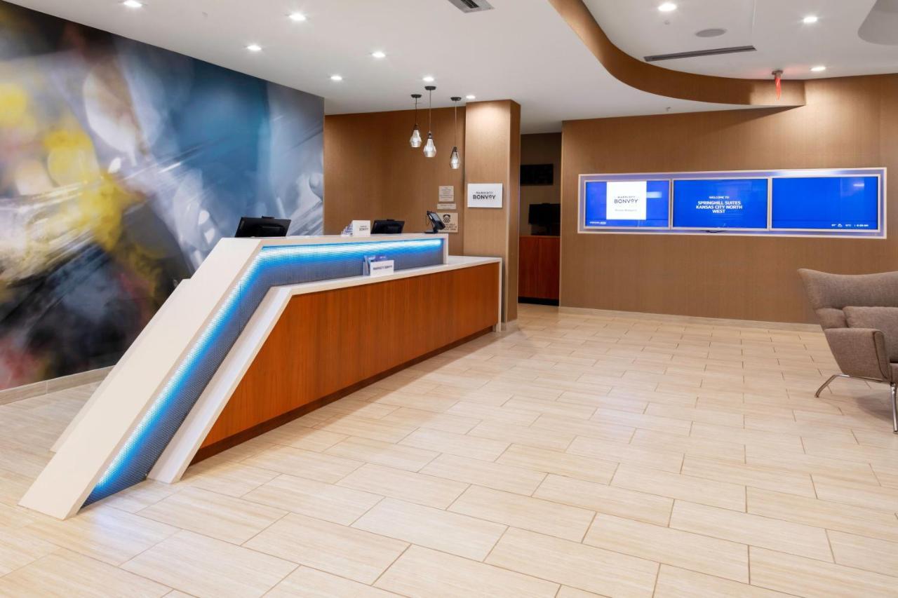 Springhill Suites Kansas City Airport Buitenkant foto