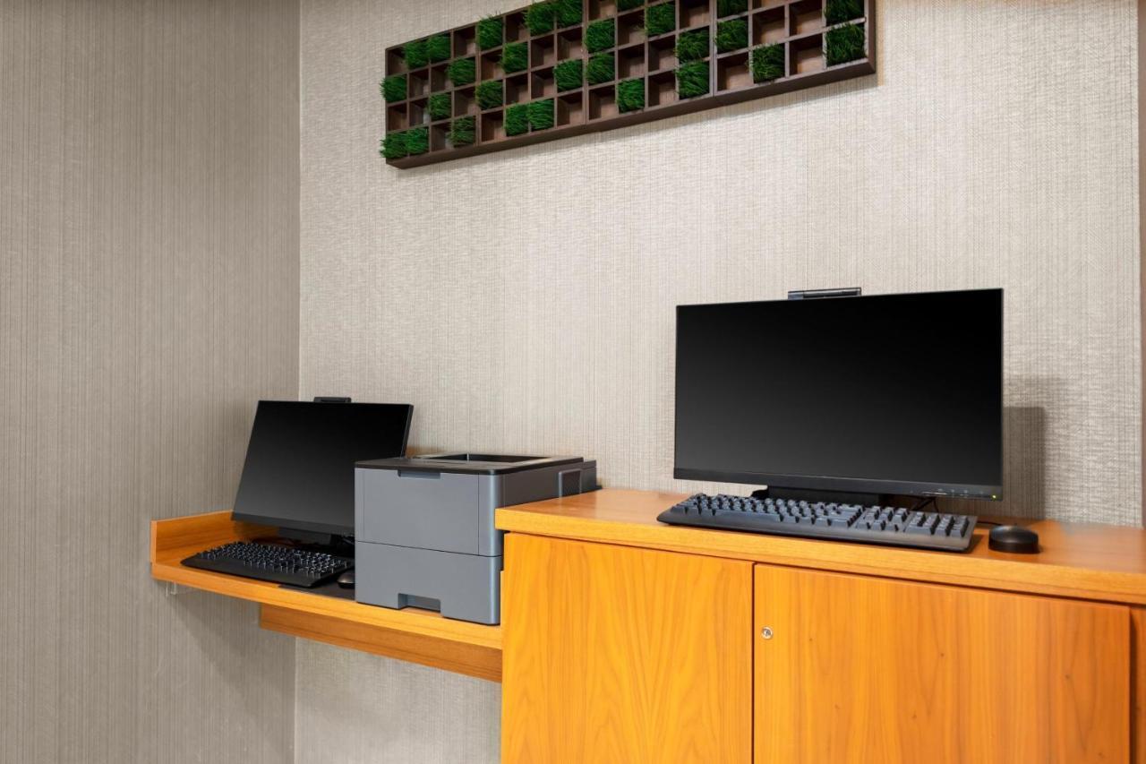 Springhill Suites Kansas City Airport Buitenkant foto