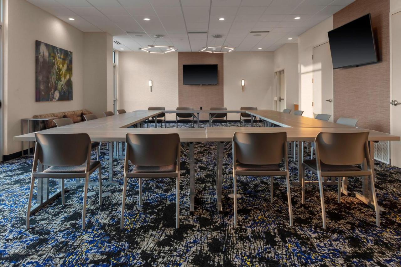 Springhill Suites Kansas City Airport Buitenkant foto
